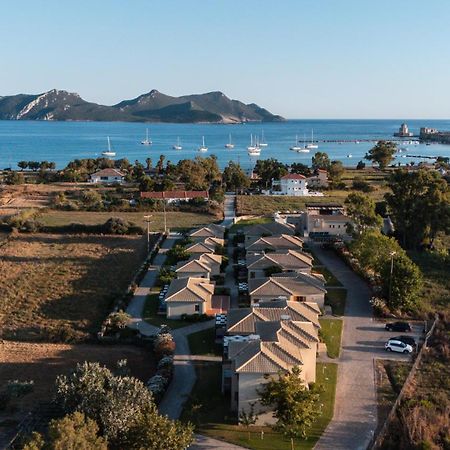 Niriides Luxury Villas Метони Экстерьер фото