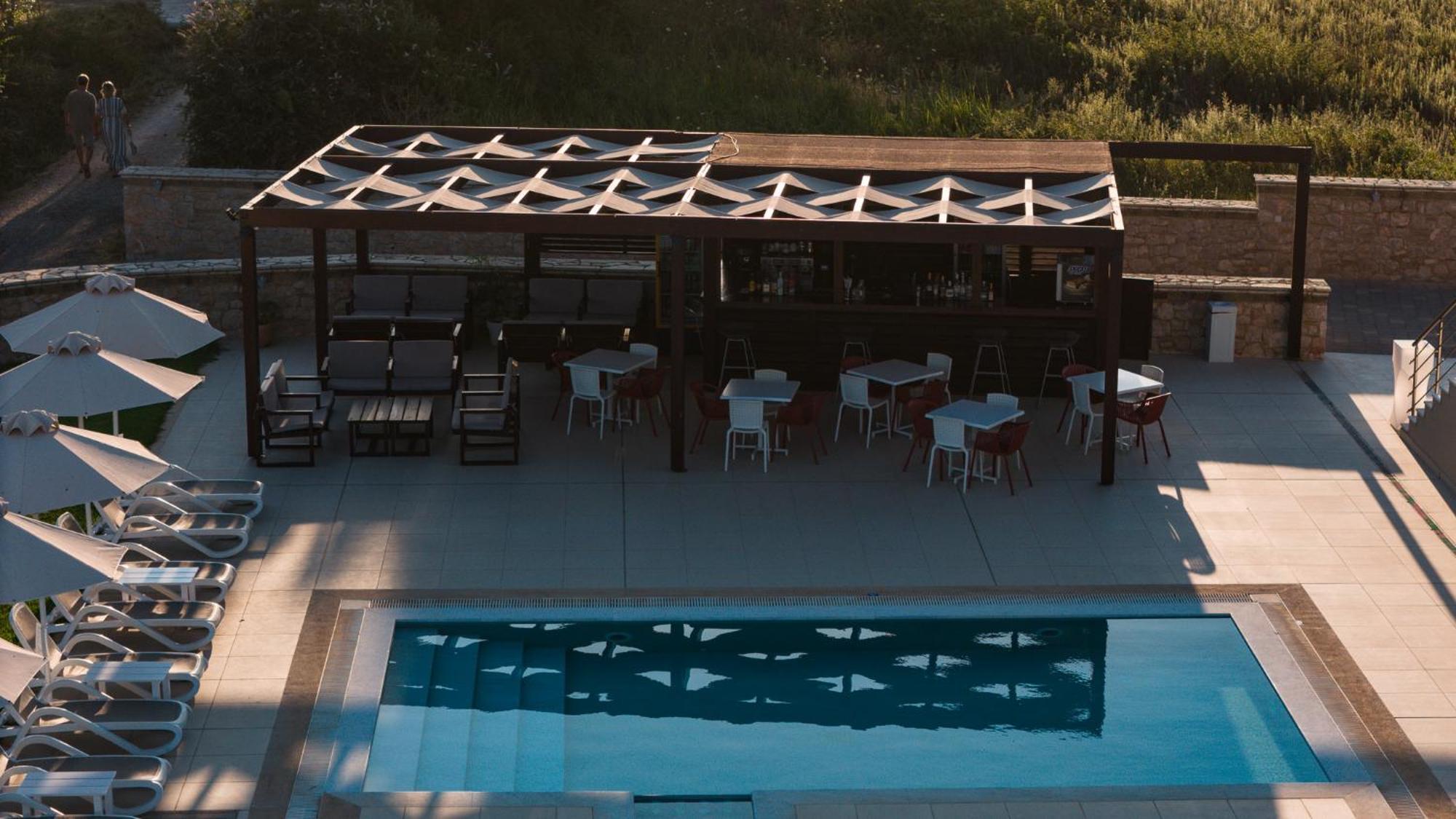 Niriides Luxury Villas Метони Экстерьер фото
